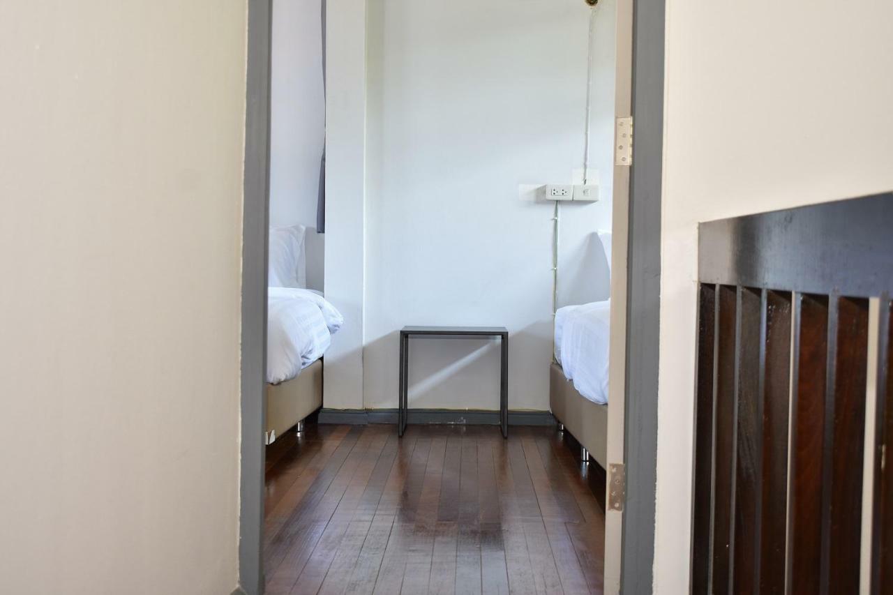 Maya Bed And Food Hostel Чиангмай Экстерьер фото